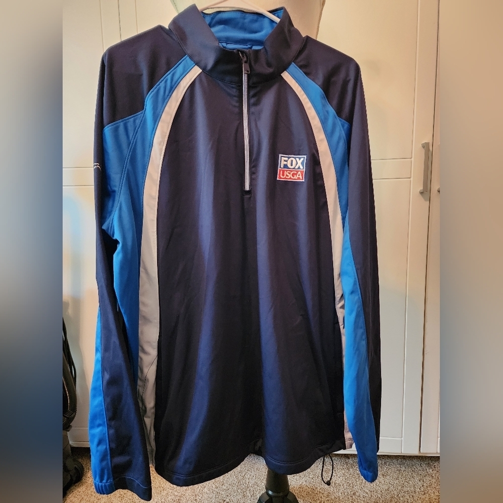 Hey Golfers!!!!! Preowned Greg Norman Fox USGA size xlarge windbreaker